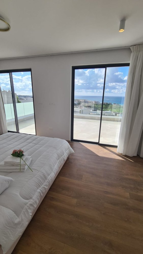3 bedrooms Villa in Chloraka, Paphos, Cyprus No. 62716
