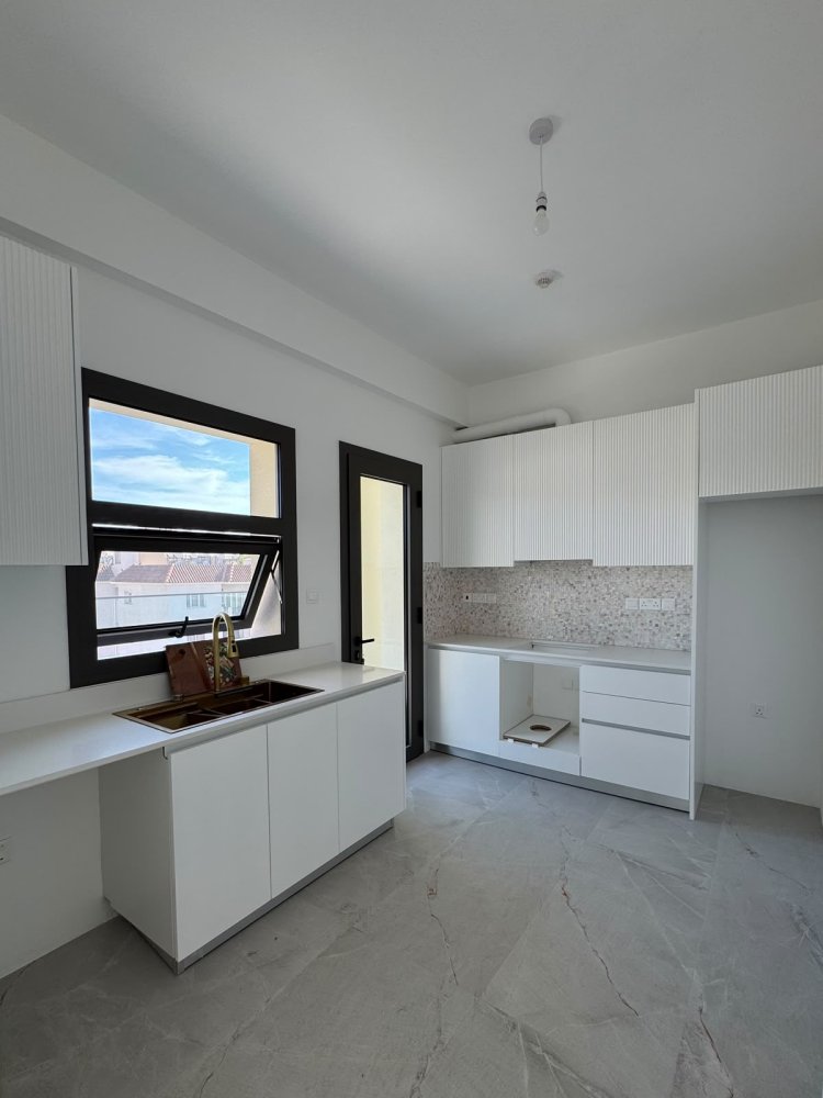 2 bedrooms Apartment in Germasogeia, Limassol, Cyprus No. 62215