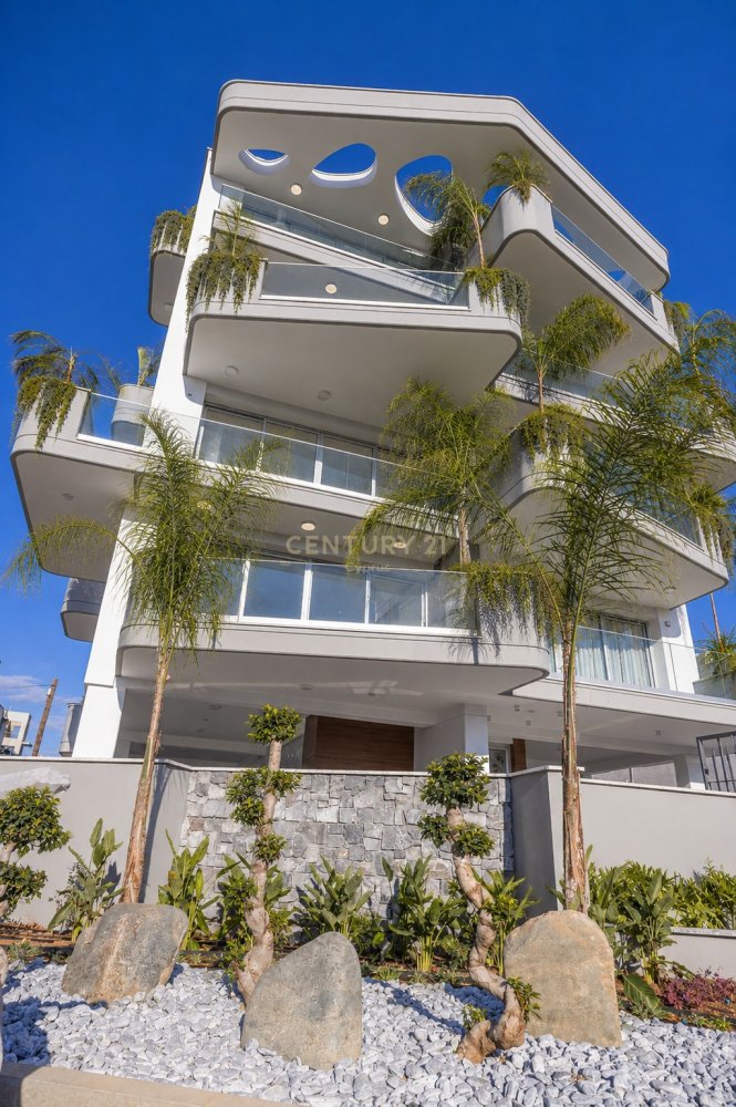 2 bedrooms Apartment in Limassol, Cyprus No. 35502