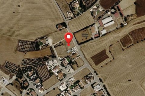 Земельный участок 744м2 в Пано Дефтера, Никосия, Кипр № 62369