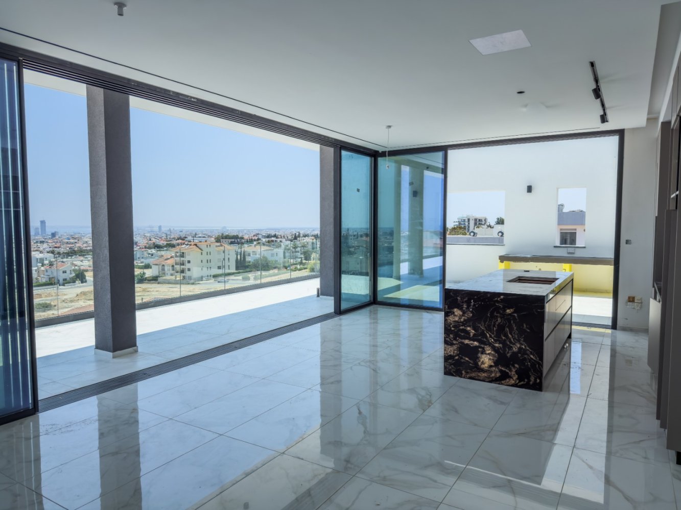 3 bedrooms Penthouse in Agios Athanasios, Limassol, Cyprus No. 61881