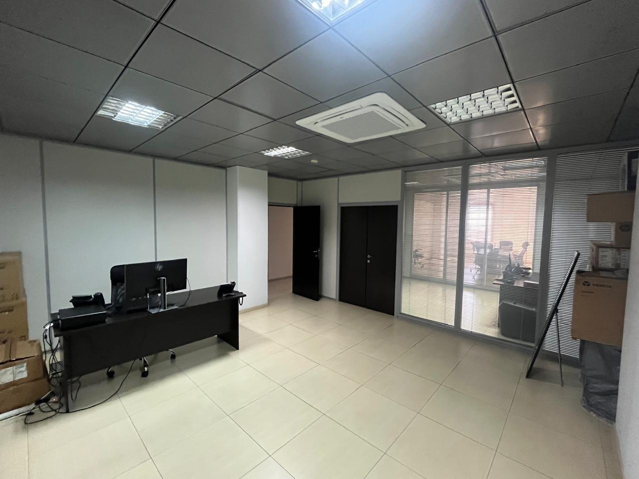6 rooms Office in Paphos, Cyprus No. 61033