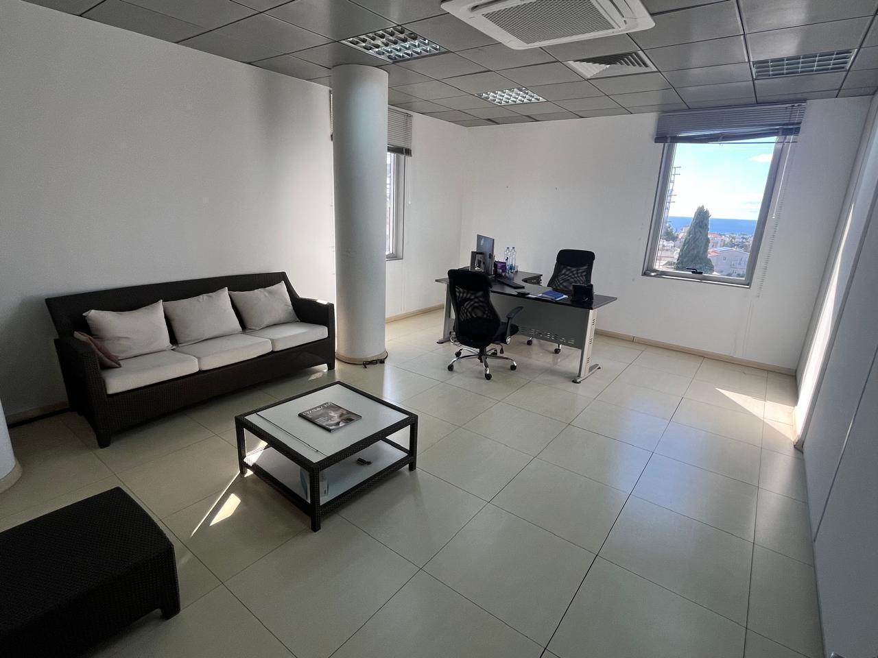 6 rooms Office in Paphos, Cyprus No. 61033