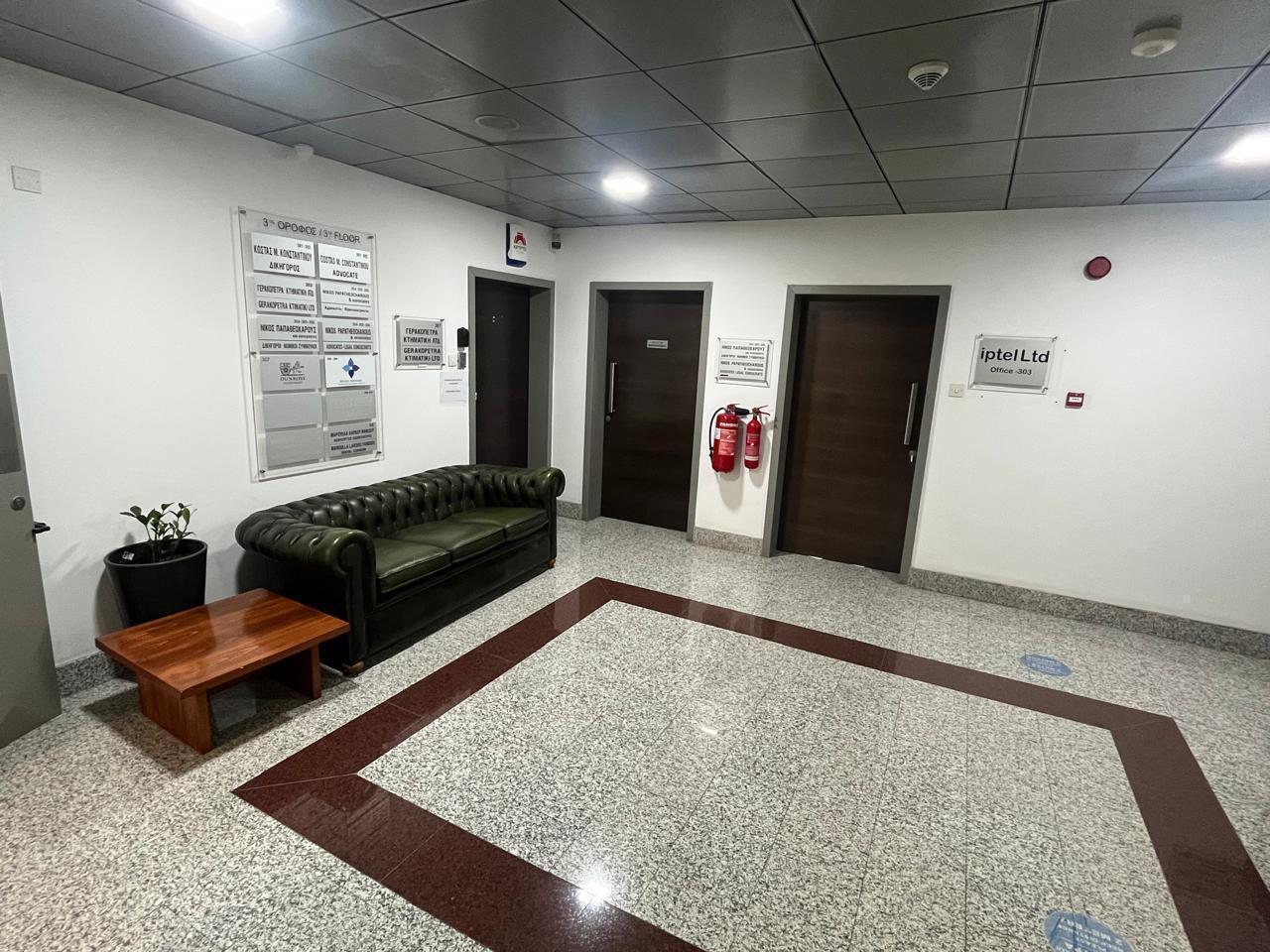 6 rooms Office in Paphos, Cyprus No. 61033