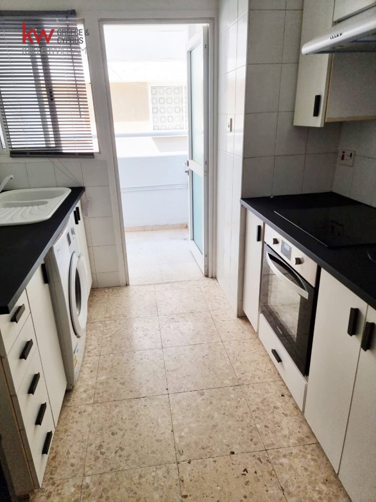 2 bedrooms Apartment in Nicosia, Cyprus No. 39655