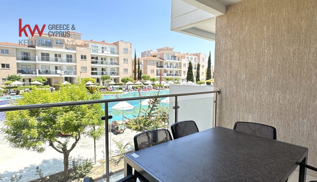 3 bedrooms Apartment in Paphos, Cyprus No. 60745