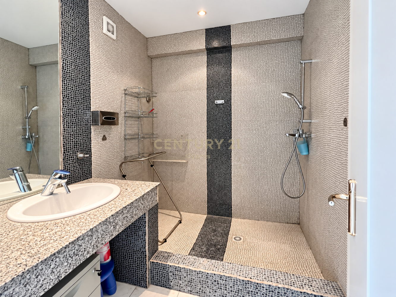 3 dormitorios Apartamento en Limassol, Chipre No. 58863