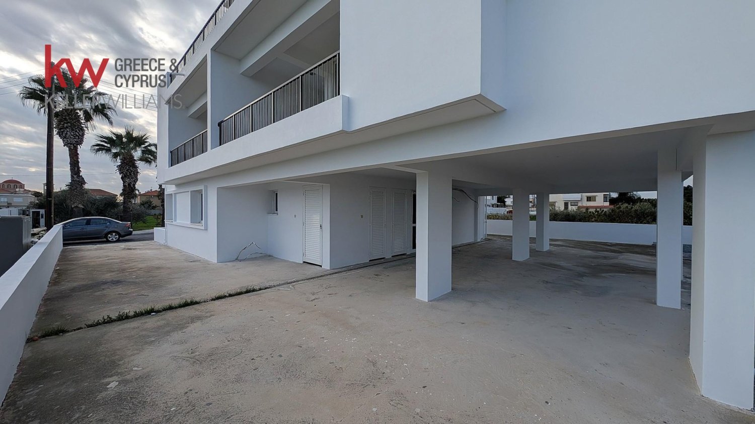 307m2 Building in Kiti, Larnaka, Cyprus No. 50664