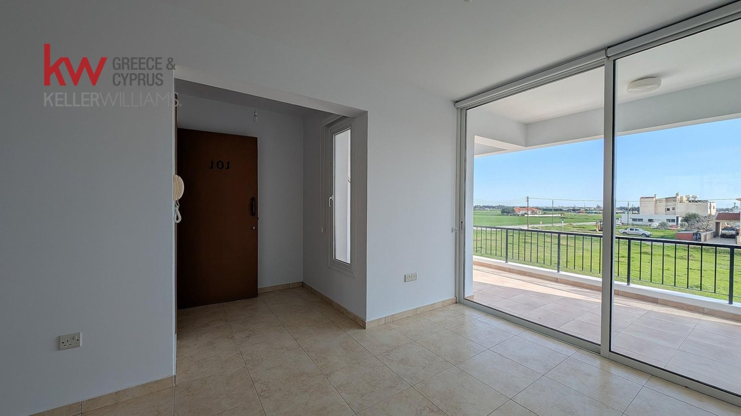 307m2 Building in Kiti, Larnaka, Cyprus No. 50664