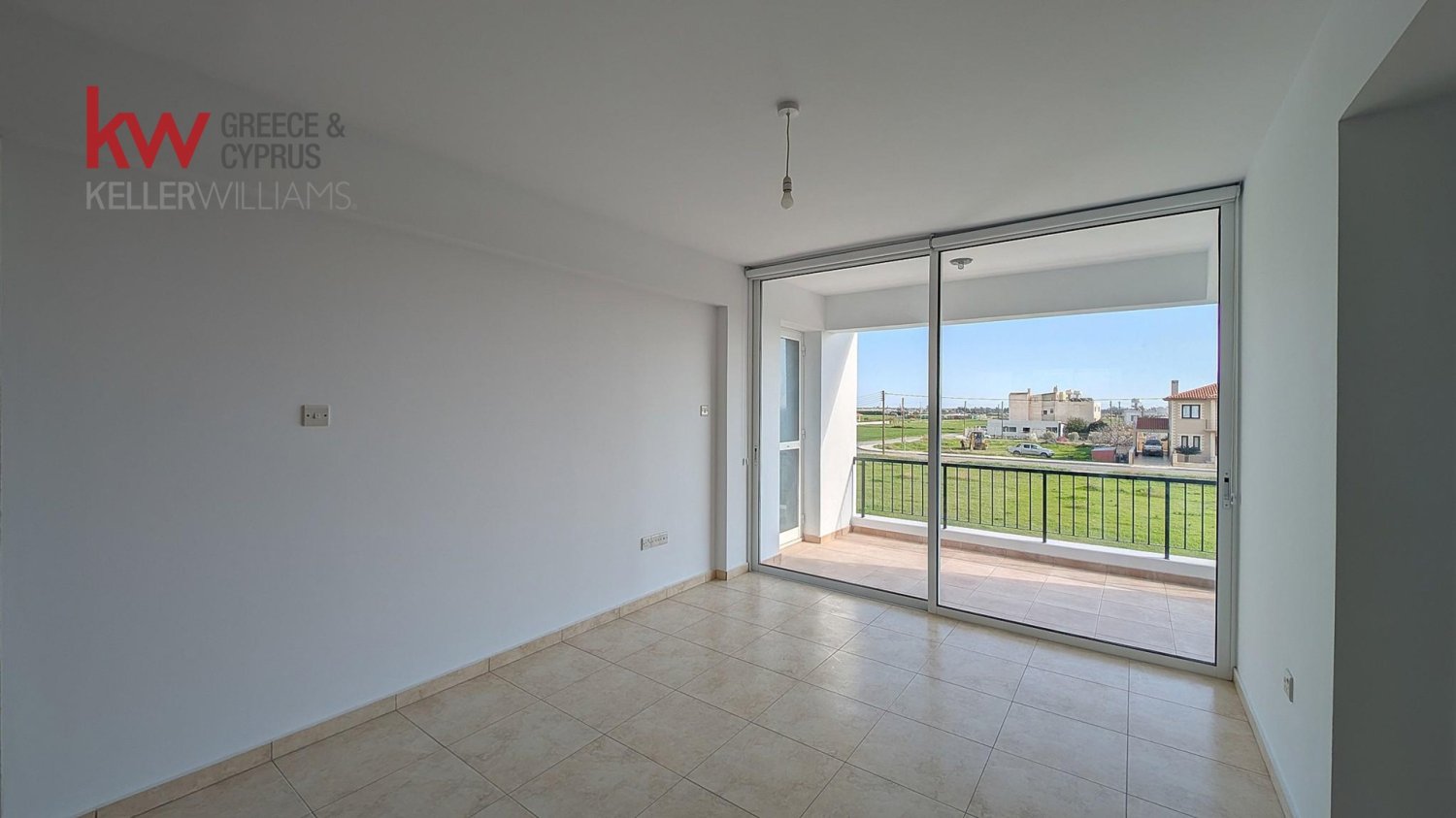 307m2 Building in Kiti, Larnaka, Cyprus No. 50664