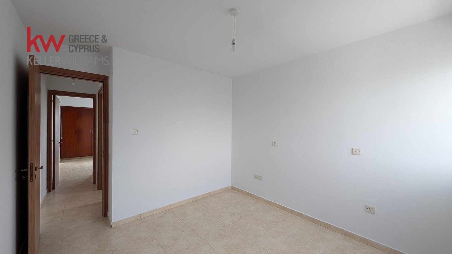 307m2 Building in Kiti, Larnaka, Cyprus No. 50664