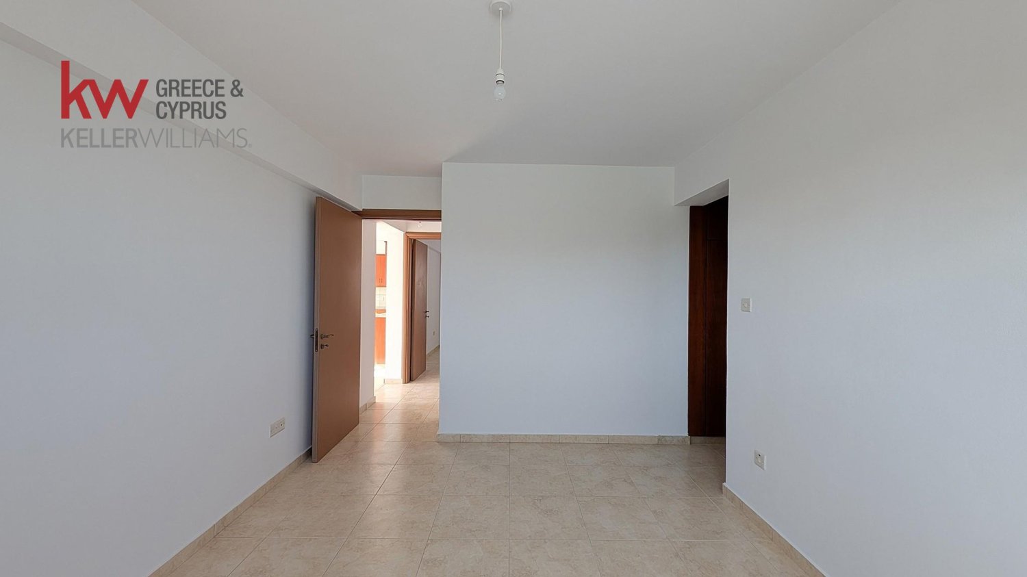 307m2 Building in Kiti, Larnaka, Cyprus No. 50664