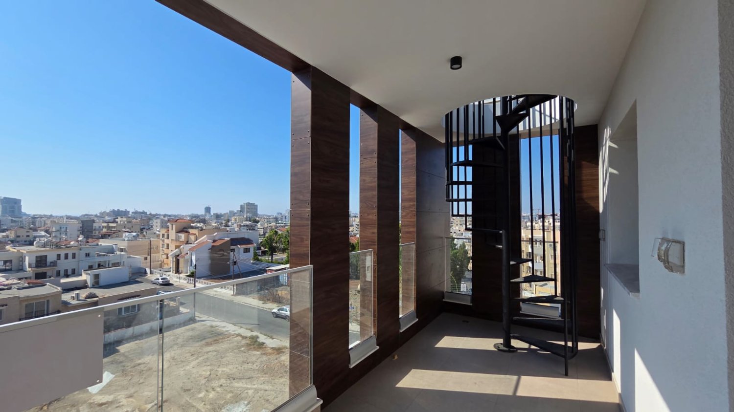 2 bedrooms Apartment in Larnaca, Larnaka, Cyprus No. 39857