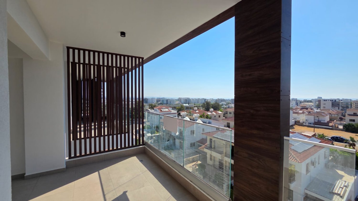 2 bedrooms Apartment in Larnaca, Larnaka, Cyprus No. 39857