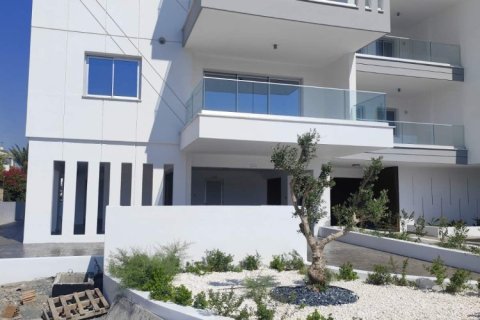Квартира с 2 спальнями в Арадипу, Ларнака, Кипр № 62775