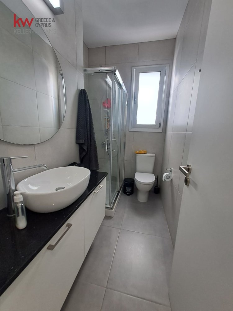 Квартира с 2 спальнями в Ларнака, Кипр № 40622