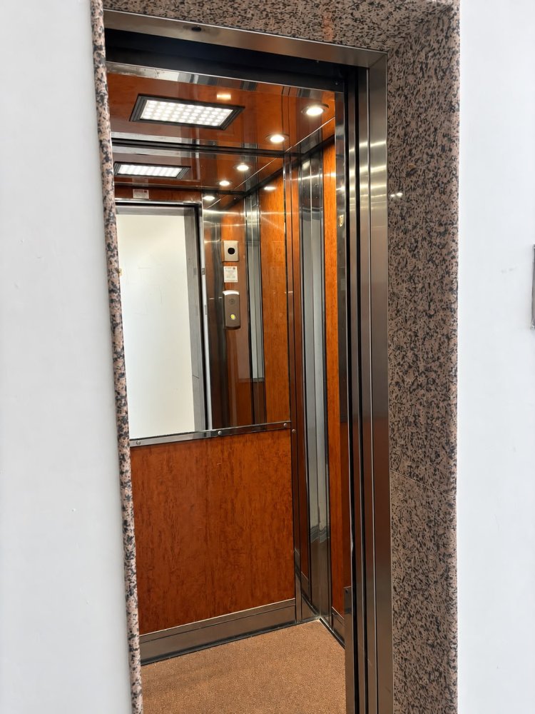 Квартира с 1 спальней в Агиос Тихонас, Лимасол, Кипр № 65528