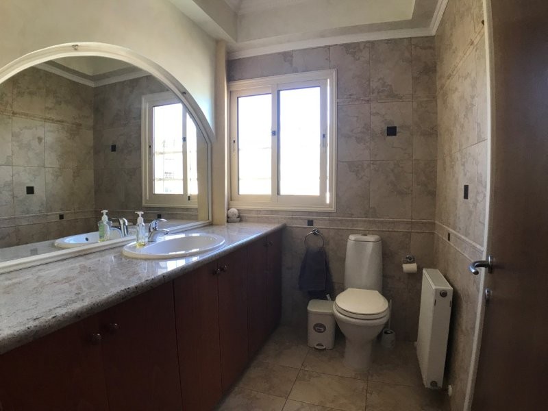 5 bedrooms Villa in Germasogeia, Limassol, Cyprus No. 62740