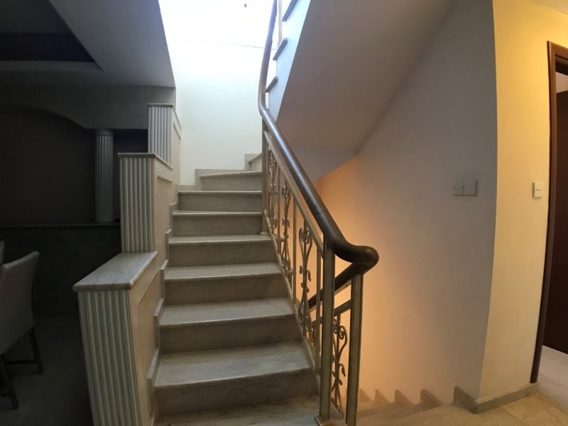 5 bedrooms Villa in Germasogeia, Limassol, Cyprus No. 62740