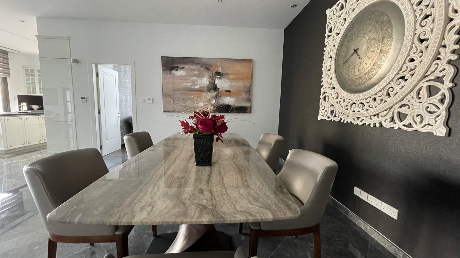 5 bedrooms Villa in Limassol, Cyprus No. 63926