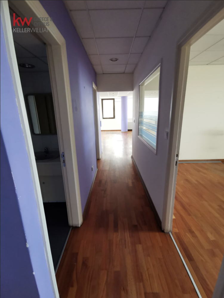 1580m2 Bureau à Strovolos, Nicosia, Chypre No. 51454