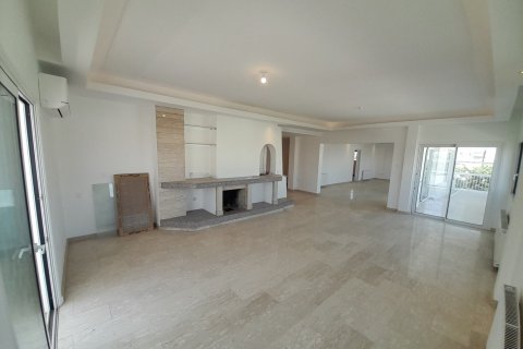 Квартира с 4 спальнями в Никосия, Кипр № 60930