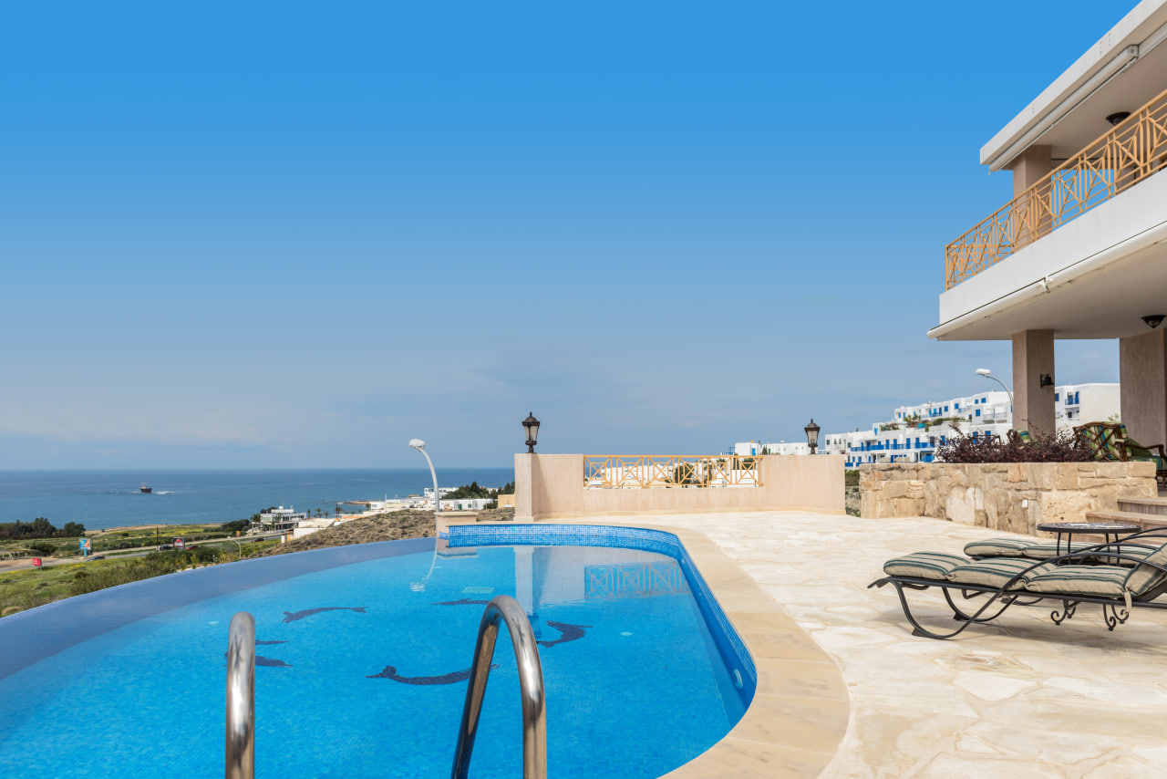 4 chambres Villa à Paphos, Chypre No. 63570