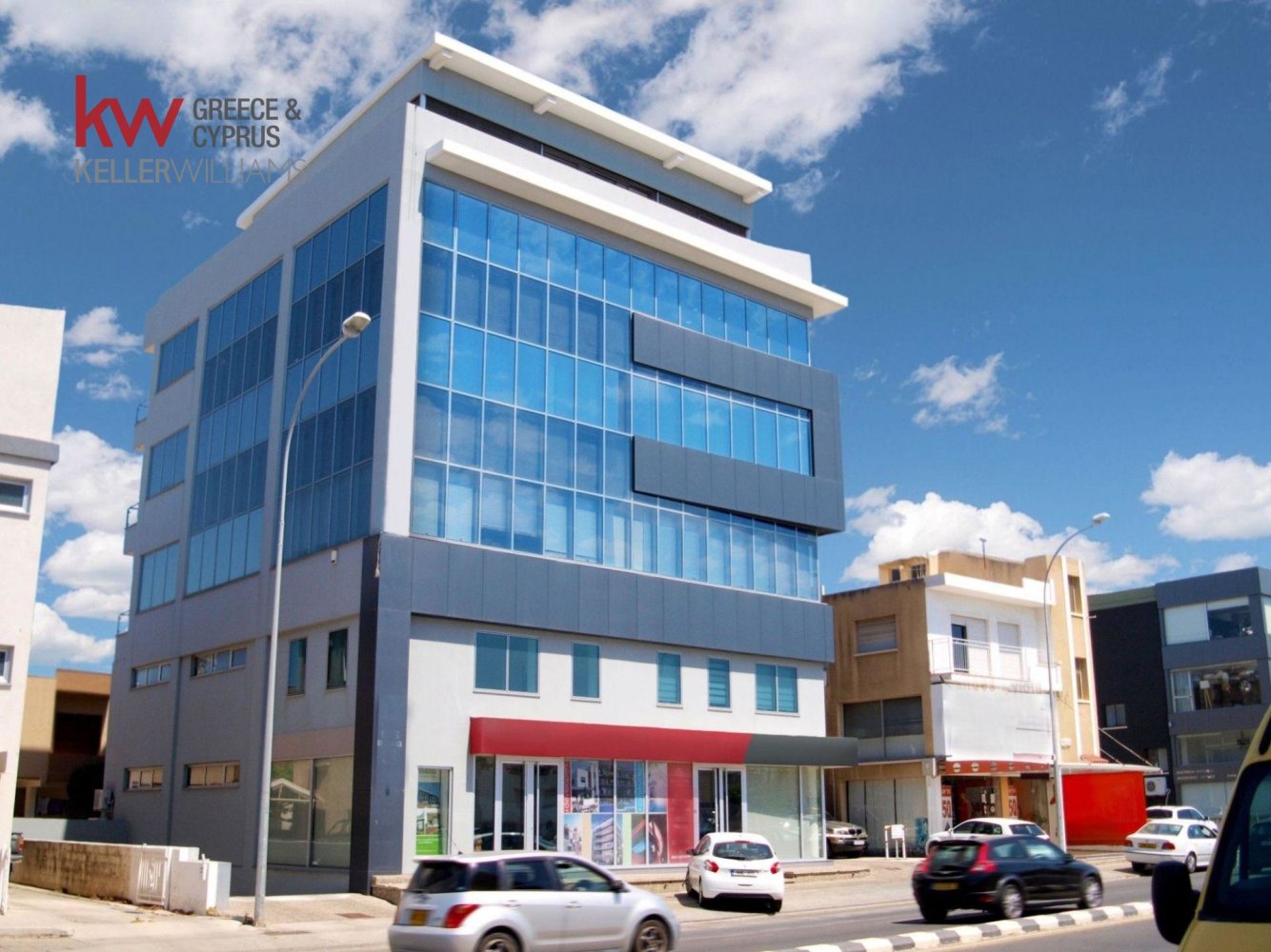 1570m2 Bureau à Kato Polemidia, Limassol, Chypre No. 61153