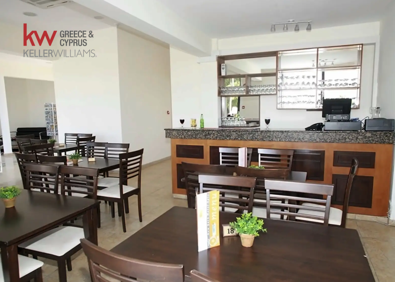 Отель, гостиница 2500м2 в Пафос, Кипр № 60901