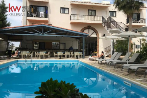 2500m2 Hotel en Paphos, Chipre No. 60901