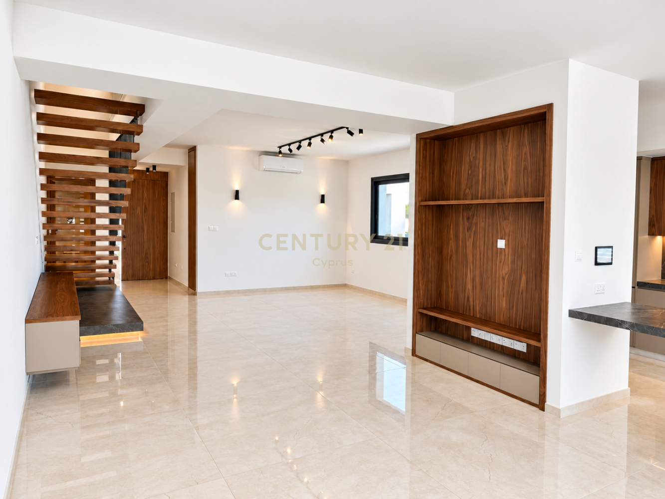 4 bedrooms Villa in Agios Athanasios, Limassol, Cyprus No. 58982
