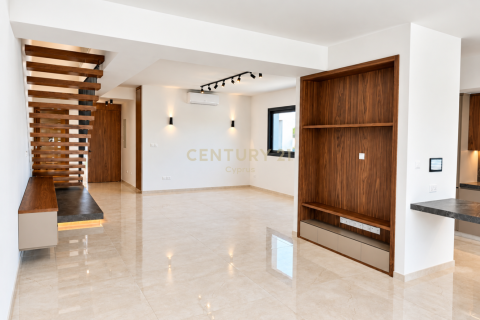 4 bedrooms Villa in Agios Athanasios, Limassol, Cyprus No. 58982