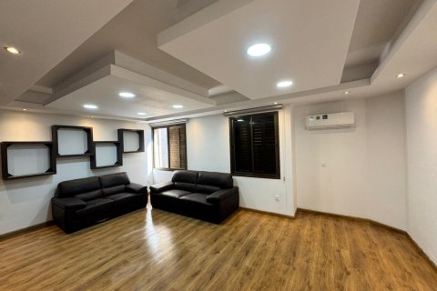 10 rooms Commercial property in Limassol, Cyprus No. 60932