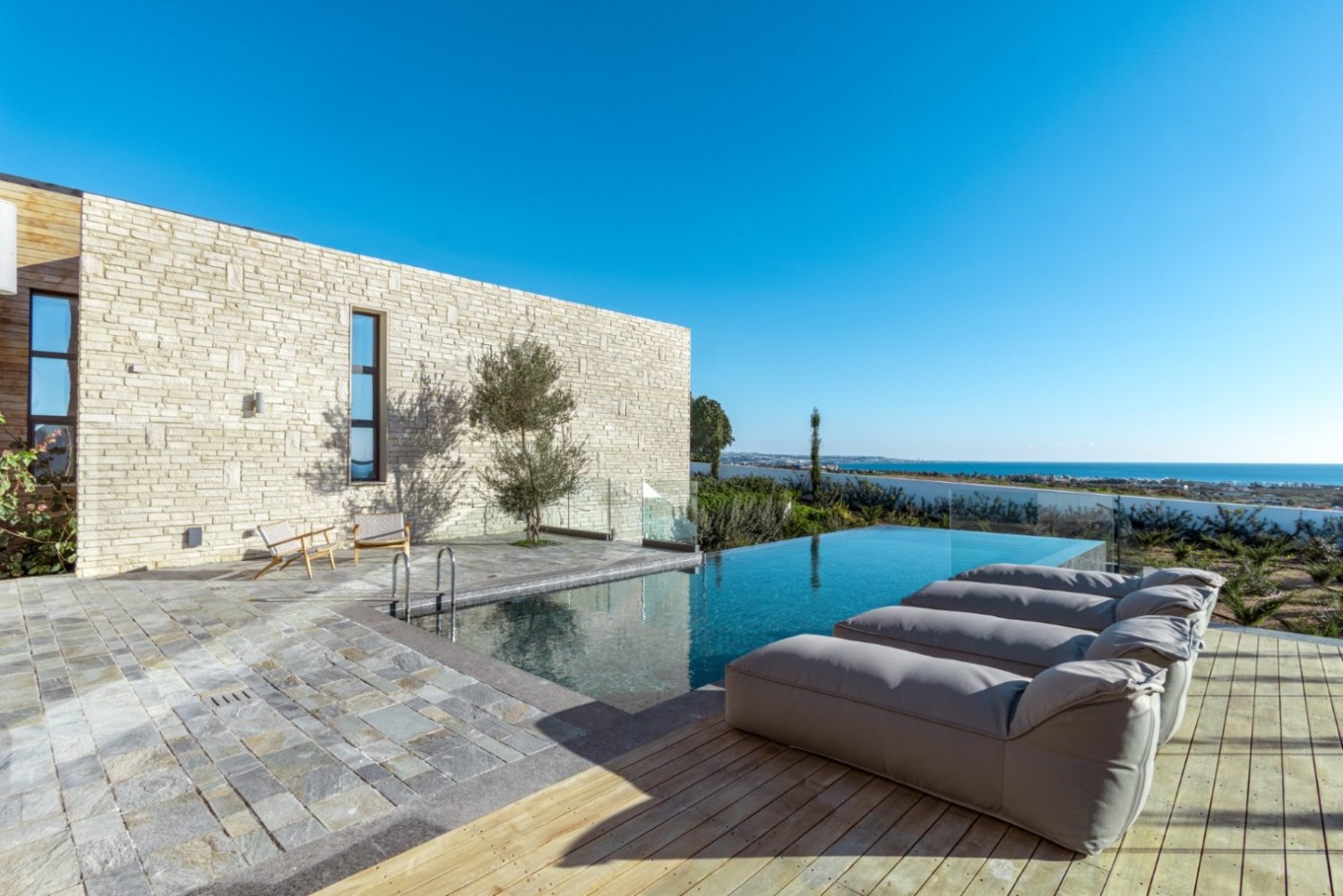 4 bedrooms Villa in Pegeia, Paphos, Cyprus No. 61912
