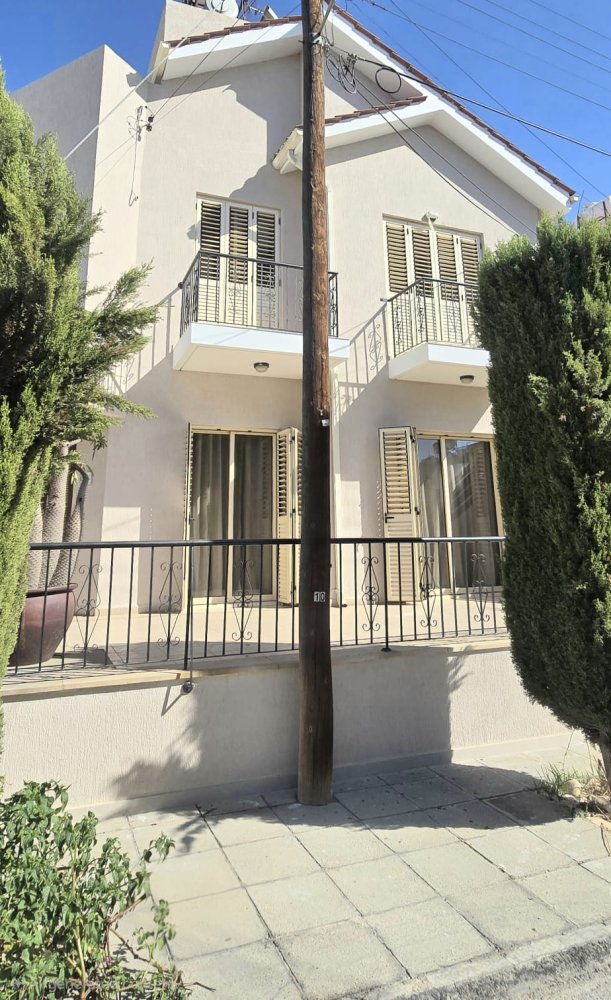 4 bedrooms Villa in Kato Polemidia, Limassol, Cyprus No. 62751