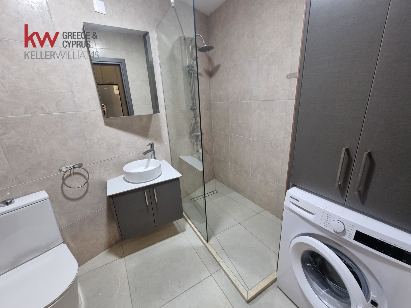 Квартира с 2 спальнями в Пафос, Кипр № 59248
