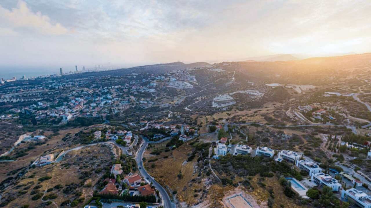 4 bedrooms Penthouse in Limassol, Cyprus No. 64938