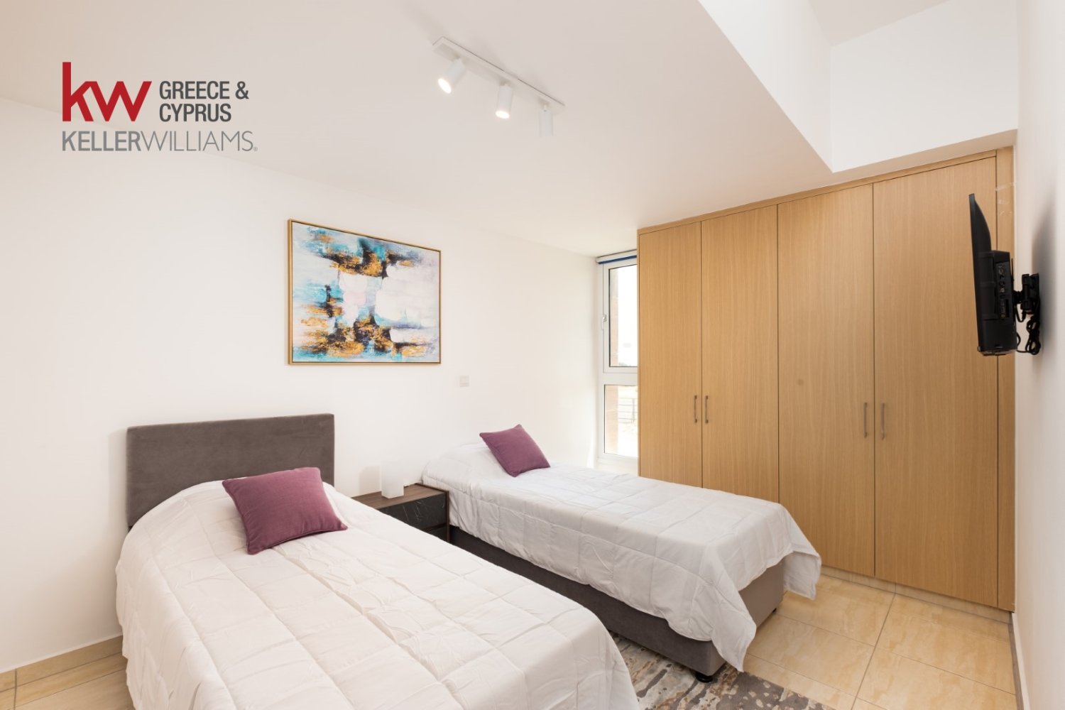 5 dormitorios Villa en Dromolaxia, Larnaka, Chipre No. 60187