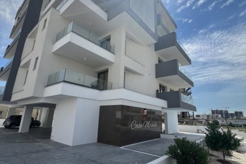 Квартира с 2 спальнями в Ларнака, Кипр № 50323