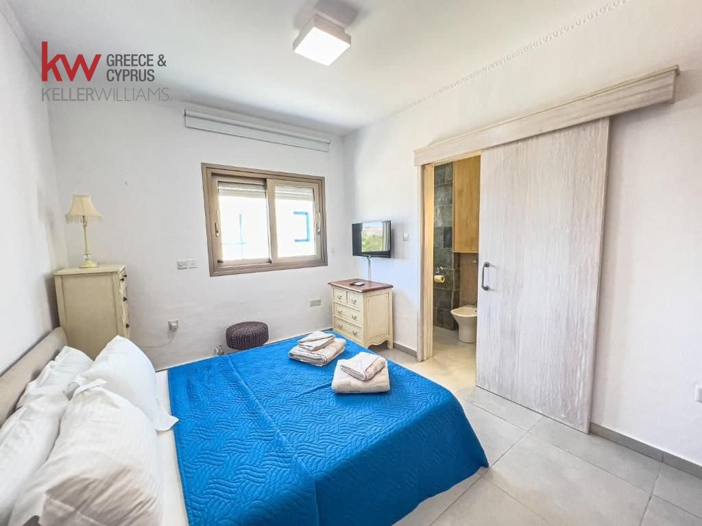 4 bedrooms Villa in Paralimni, Ammochostos, Cyprus No. 40267