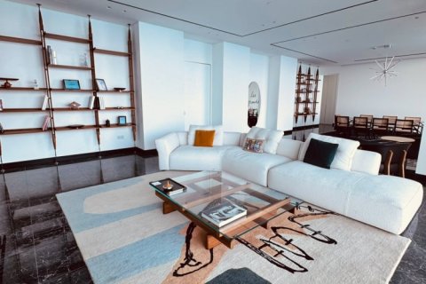 4 bedrooms Apartment in Neapolis, Limassol, Cyprus No. 62336