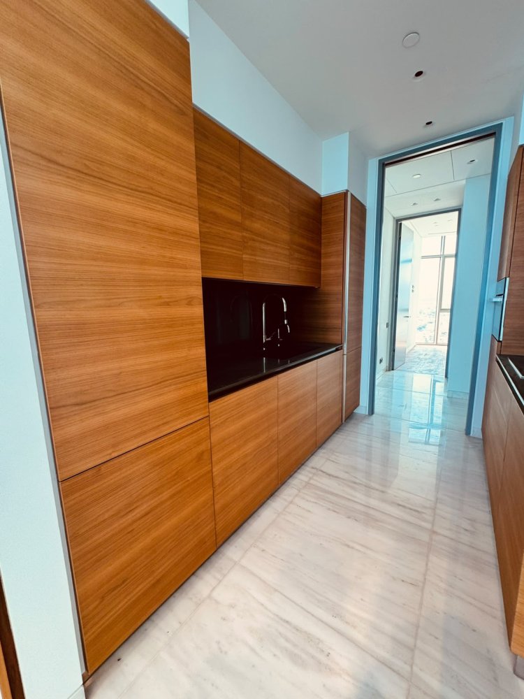 4 bedrooms Apartment in Neapolis, Limassol, Cyprus No. 62336