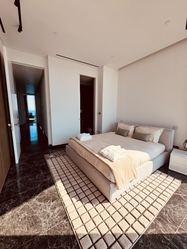 4 bedrooms Apartment in Neapolis, Limassol, Cyprus No. 62336