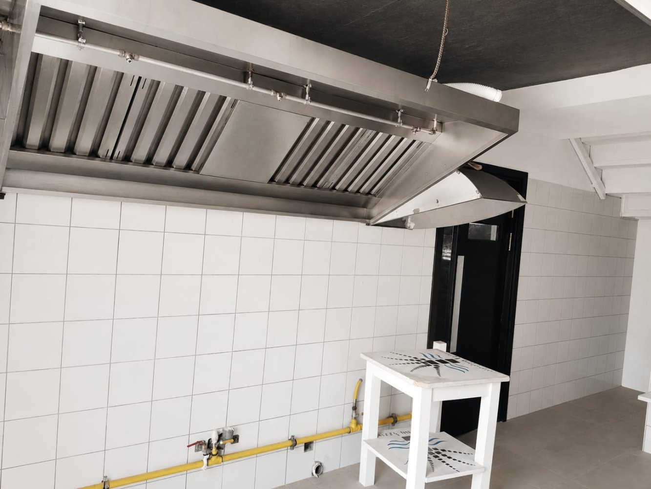 150m2 Local comercial en Kato Paphos, Paphos, Chipre No. 60880