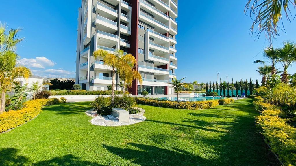 3 bedrooms Apartment in Mouttagiaka, Limassol, Cyprus No. 62155