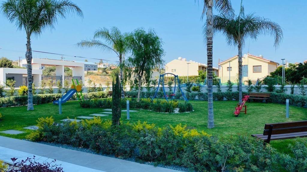 3 bedrooms Apartment in Mouttagiaka, Limassol, Cyprus No. 62155