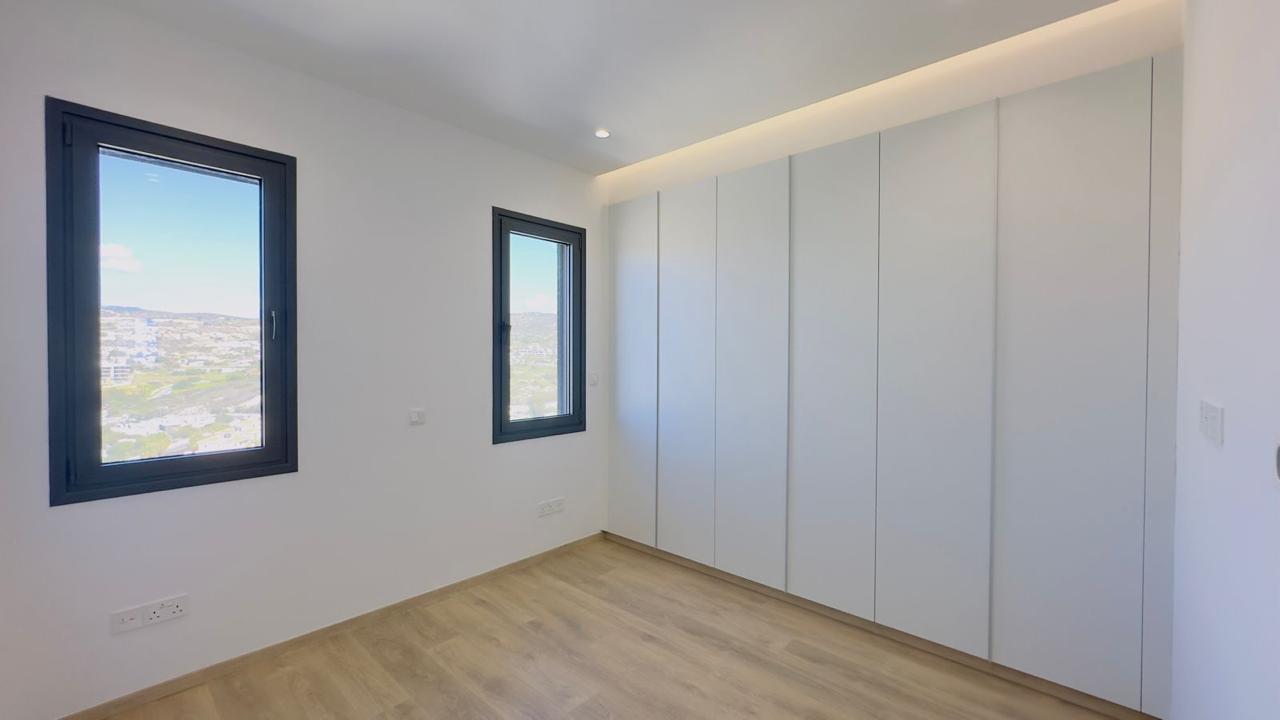 3 bedrooms Apartment in Mouttagiaka, Limassol, Cyprus No. 62155