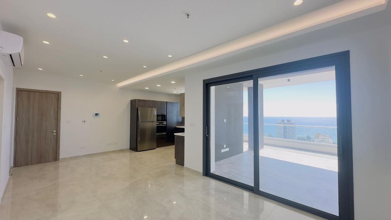 3 bedrooms Apartment in Mouttagiaka, Limassol, Cyprus No. 62155