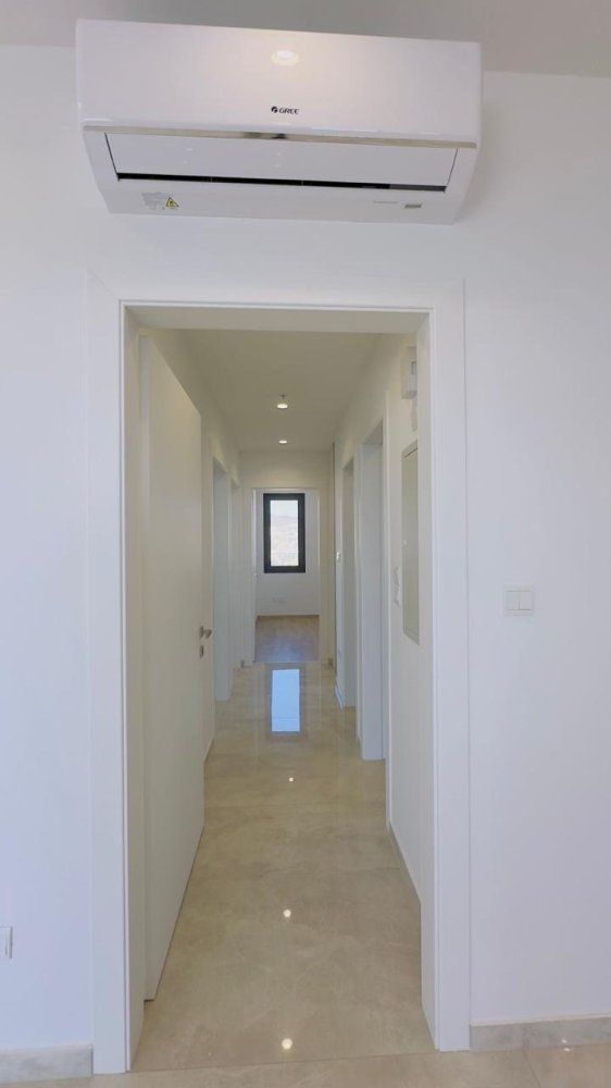 3 bedrooms Apartment in Mouttagiaka, Limassol, Cyprus No. 62155