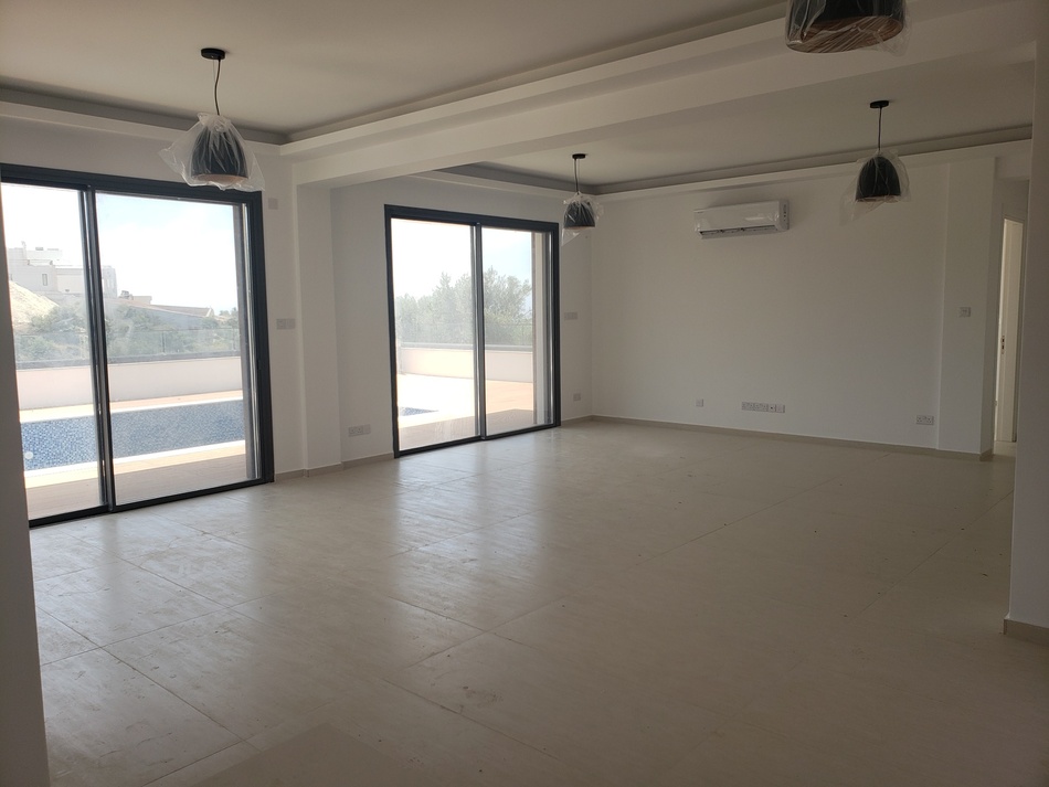 4 chambres Villa à Paphos, Chypre No. 65365